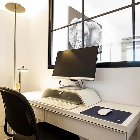 Stunning Penthouse On The Apartamento