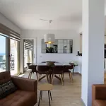 Stunning Penthouse On The * マルベーリャ